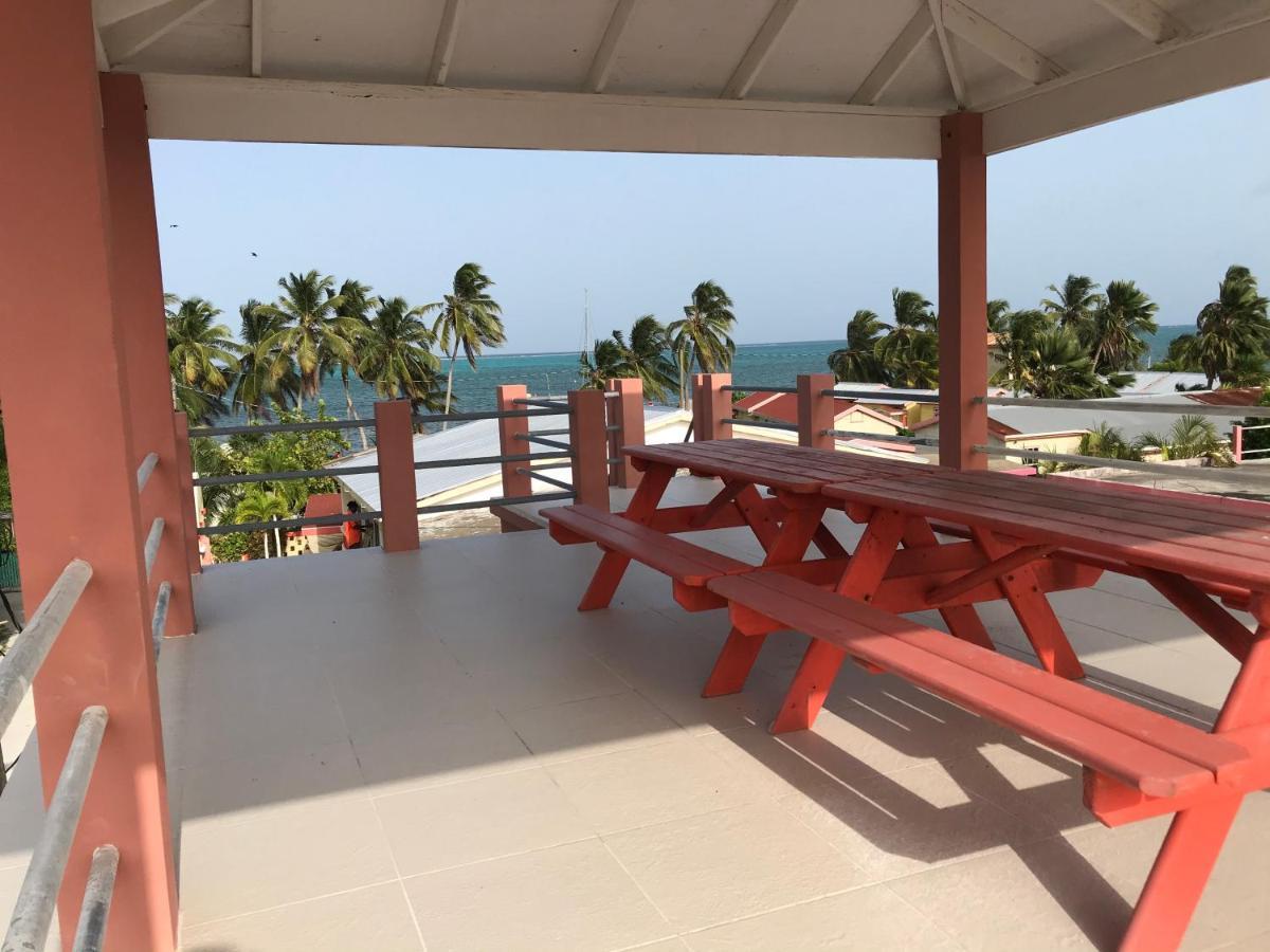 Tropical Paradise Express Caye Caulker Kültér fotó
