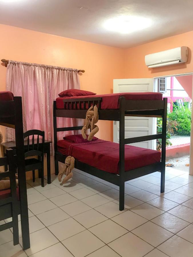 Tropical Paradise Express Caye Caulker Kültér fotó