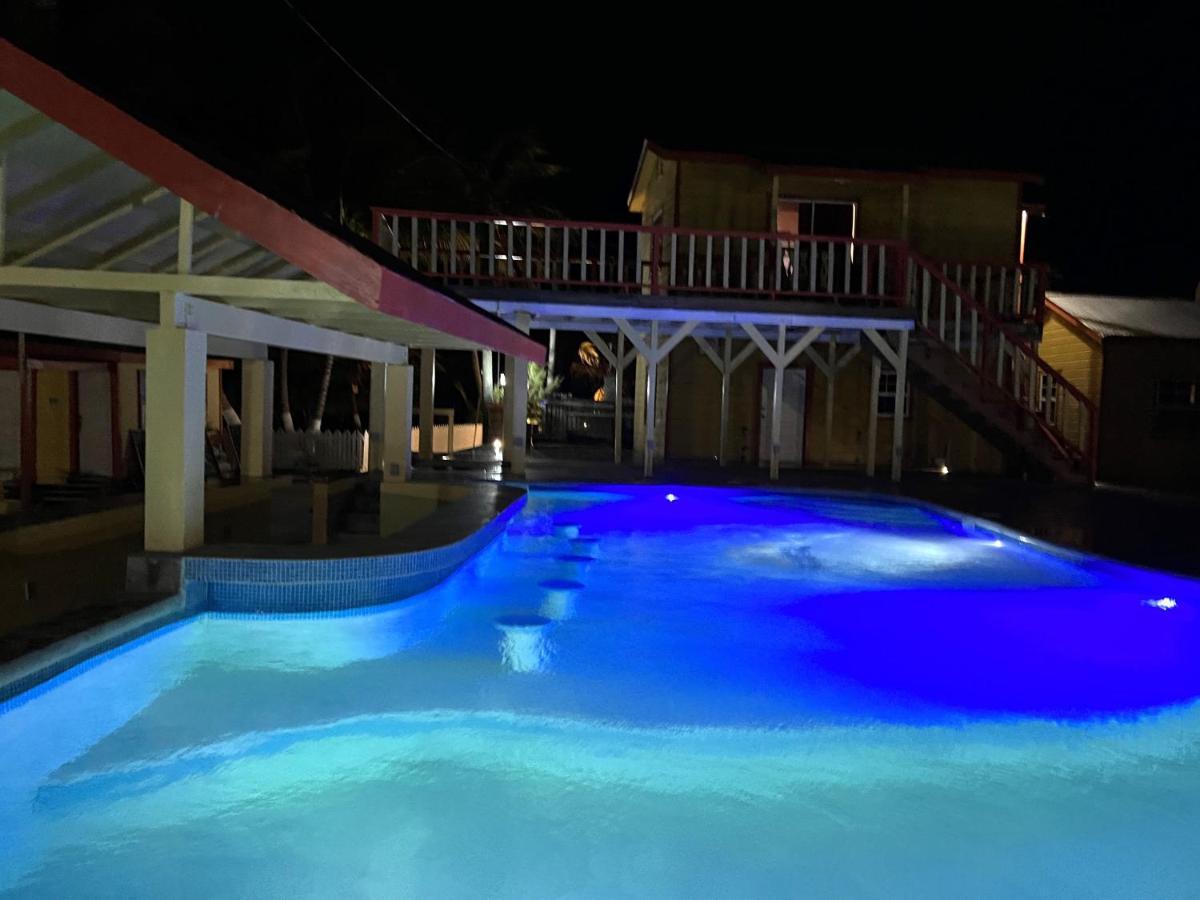 Tropical Paradise Express Caye Caulker Kültér fotó