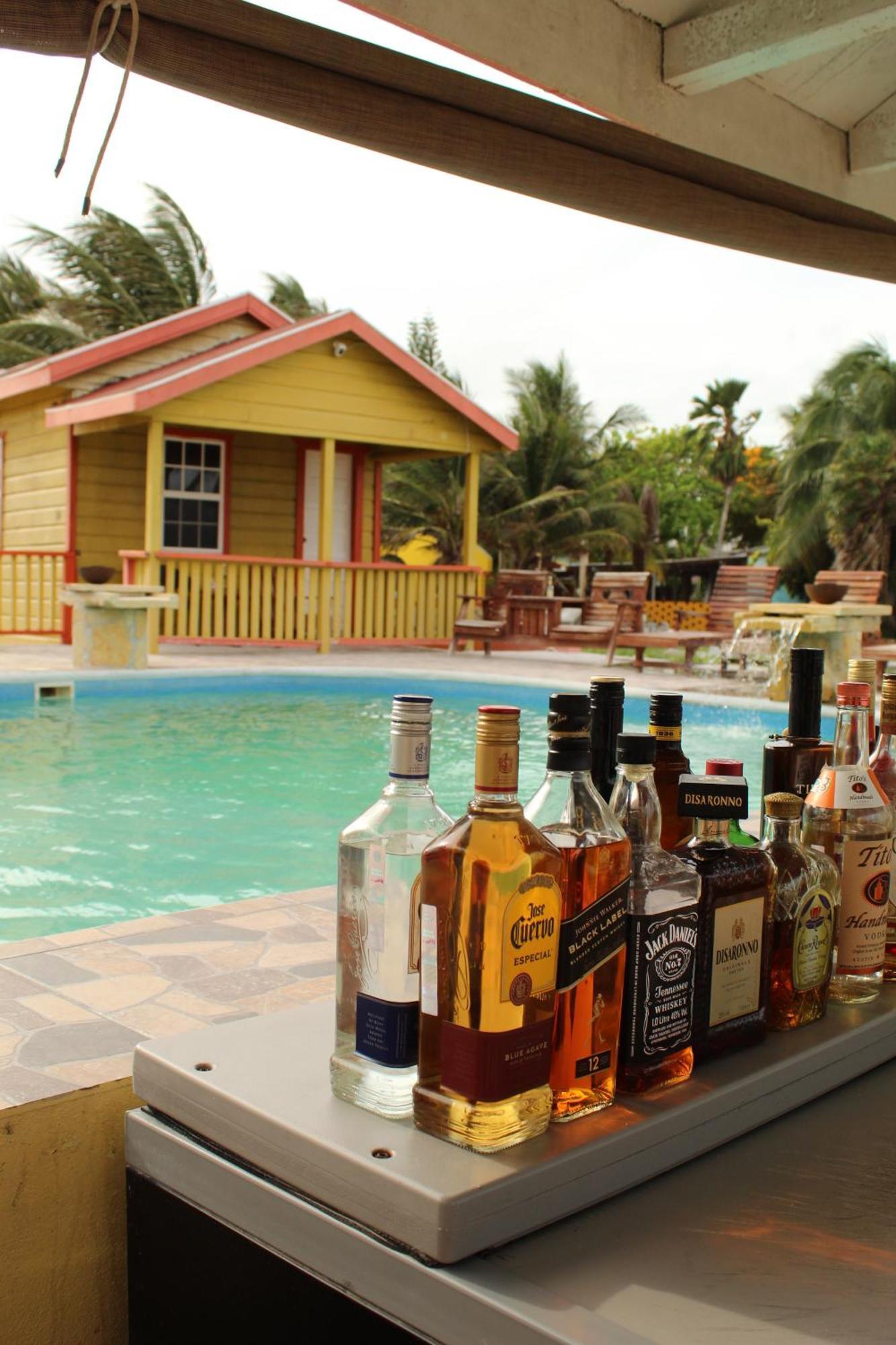 Tropical Paradise Express Caye Caulker Kültér fotó